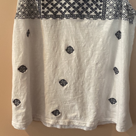 Beach lunch lounge tank - Picture 3 of 5